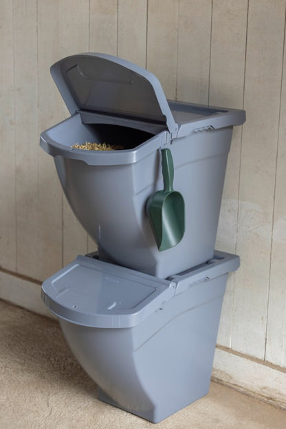 Kerbl Futterbox stapelbar mit Deckel