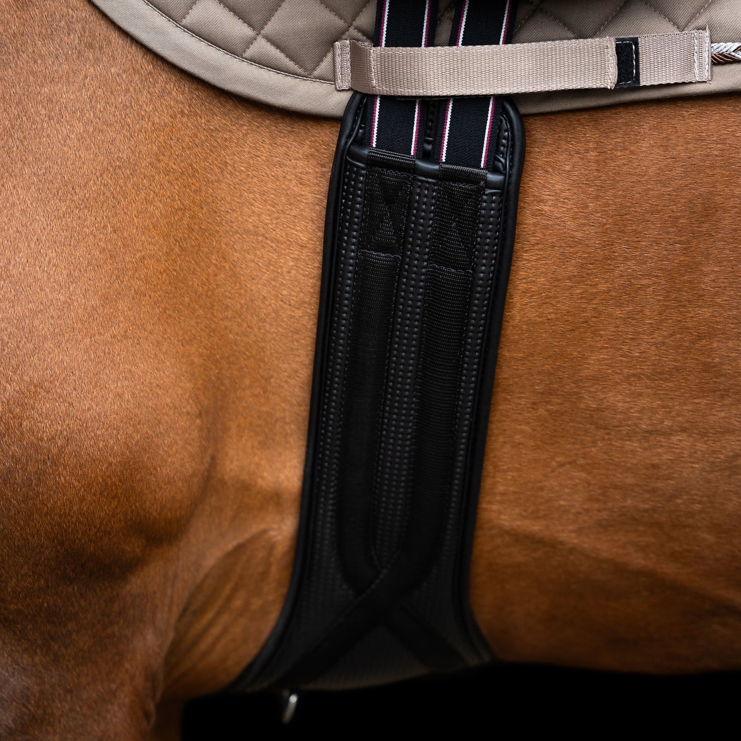 Imperial Riding Sattelgurt IRH Cross Wave Breatheable 125cm schwarz